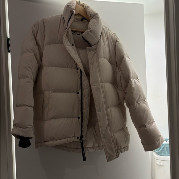 Cream Puffer Jacket - Picture 1 of 1
